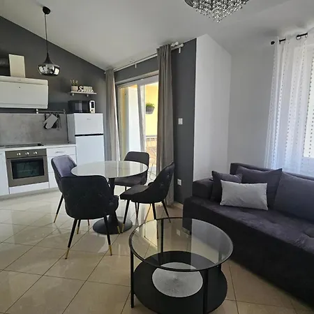 Moris Apartmán *